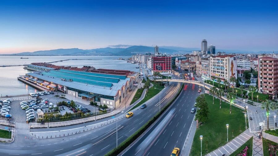 Best of Izmir: Private Walking Tour with a Local - Duration, price, and real value