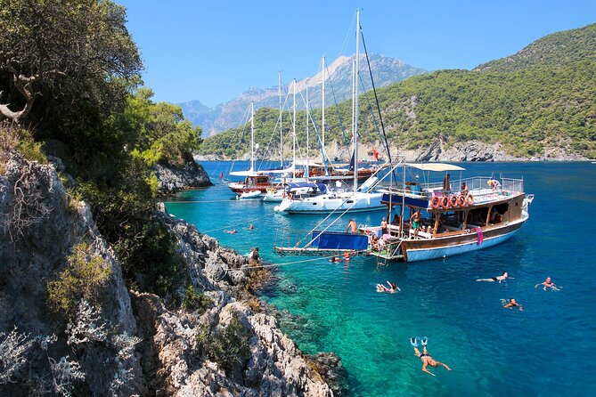 Blue Lagoon, Butterfly Valley and Oludeniz Islands Boat Trip - Camel Beach combines lunch and shallow water