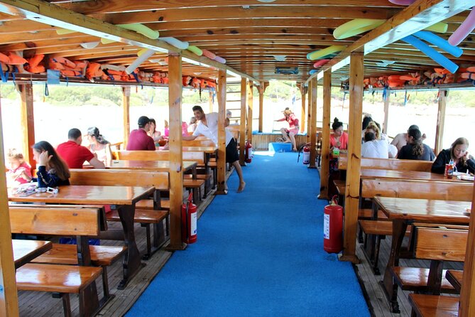 Bodrum Boat Trip With Lunch 11:00 to 17:00 - Meteor Hole and the appeal of unusual water stops