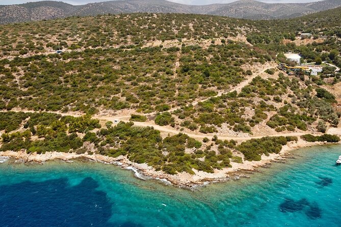 Bodrum Boat Trip With Lunch 11:00 to 17:00 - Service, music, and the group atmosphere