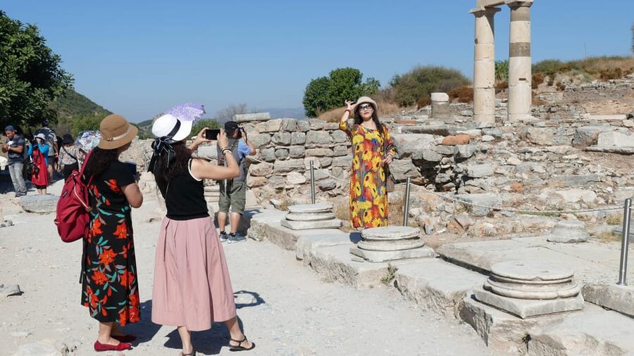 Bodrum: Ephesus, Selcuk, & Virgin Mary House Tour w/ Lunch - Breakfast, bathroom breaks, and shopping stops