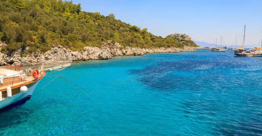 Bodrum: Full-Day Boat Trip with Lunch - Lunch on the open water