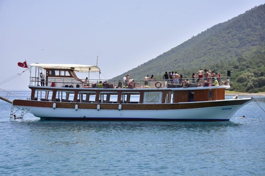 Bodrum: Orak Island Boat Tour with Swim Stops and Lunch - Why this Bodrum boat trip works so well