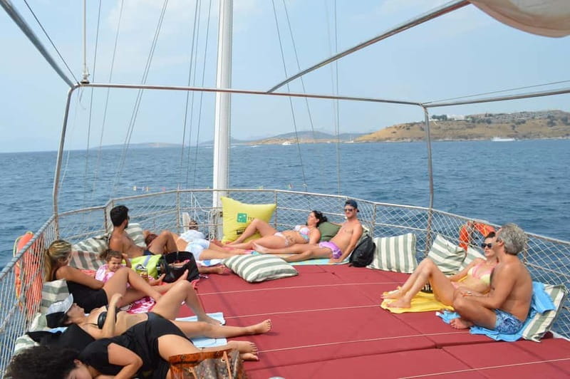 Bodrum: Orak or Black Island Boat Tour with Lunch - Comfort, swimming ability, and what to pack