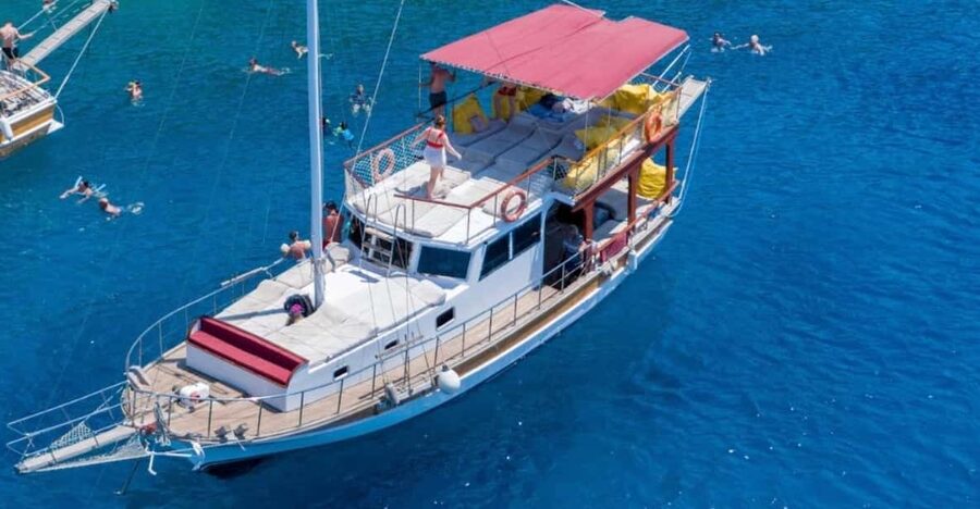 Bodrum: Peninsula Private Boat Tour with Lunch - A cooked Turkish lunch served on board