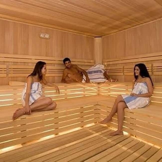 Bodrum: Turkish Bath with Oil Massage and Hotel Pickup - The heated marble platform and body scrub