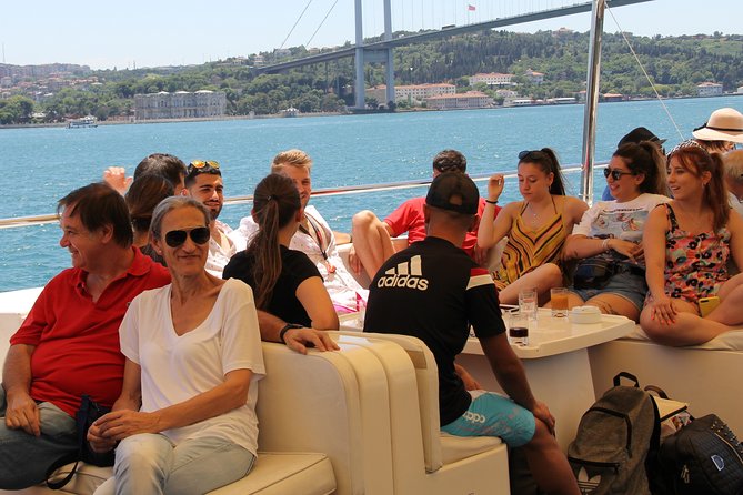 Bosphorus Luxury Lunch Cruise & Black Sea Swimming Experience - Lunch on the way north