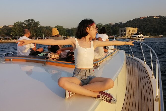 Bosphorus Sunset Cruise on Luxury Yacht with Transfers - Dolmabahçe and Çırağan: Ottoman power beside the water