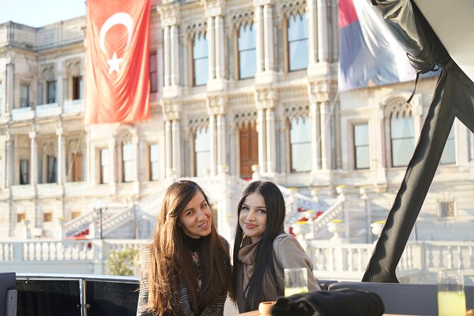 Bosphorus Sunset Cruise on Luxury Yacht with Transfers - Üsküdar, Galata, and the Golden Horn finale