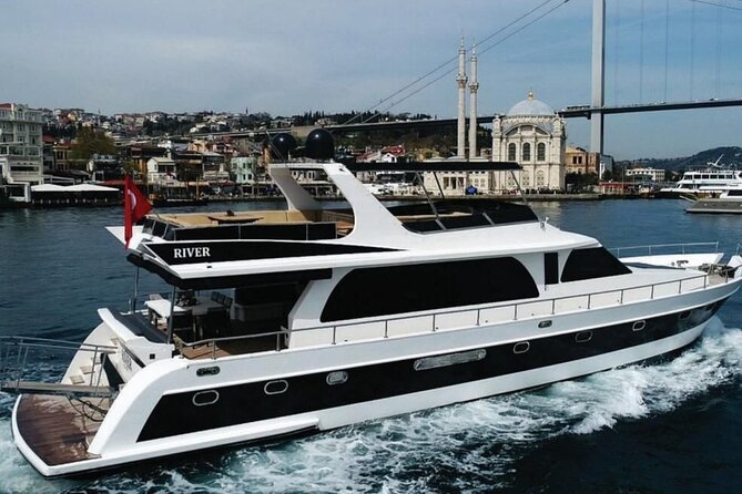 Bosphorus Sunset Cruise on Luxury Yacht with Transfers - Getting to Kabataş without the usual waterfront confusion