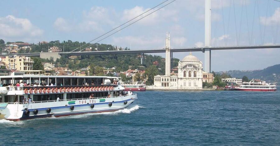 Bosphorus Tour With Lunch - The 10:30 AM ferry and Istanbul’s waterfront palaces