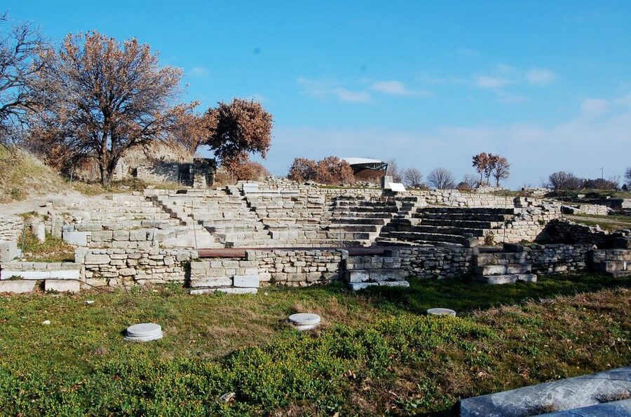 Canakkale: Full-Day Troy and Gallipoli Tour - Crossing the Dardanelles to Eceabat