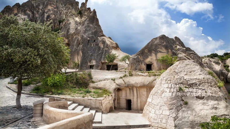Cappadocia: Best of Red and Green Small Group Guided Tour - Zelve Open Air Museum and the monastic past