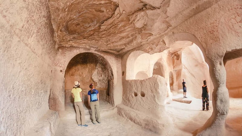 Cappadocia: Best of Red and Green Small Group Guided Tour - Avanos pottery, lunch, and shopping