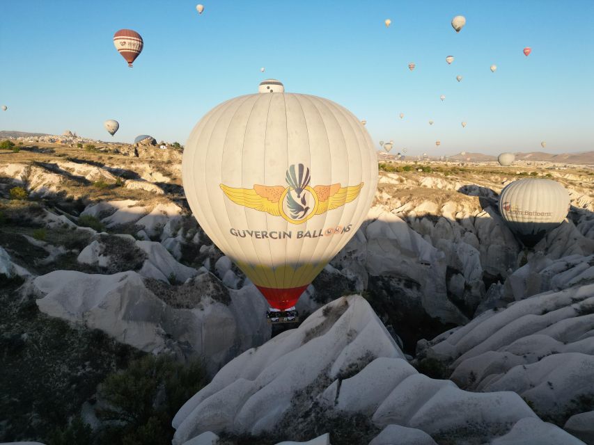 Cappadocia: Fairy Chimneys Sunrise Hot Air Balloon Flight - The safety briefing and basket setup