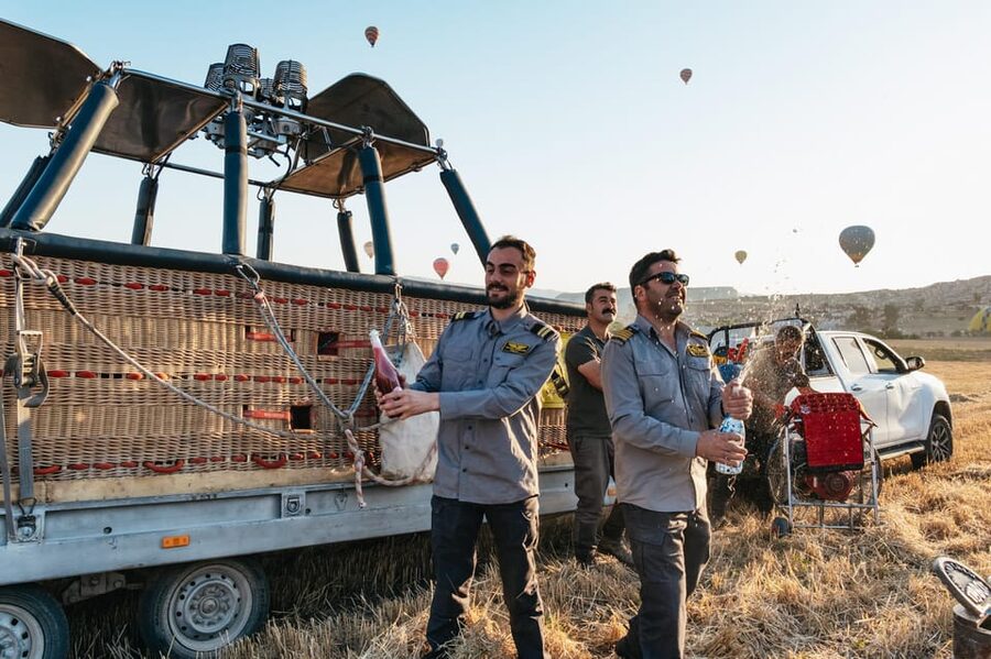 Cappadocia: Goreme Hot Air Balloon Flight at Sunrise - Snacks, burners, and the safety briefing