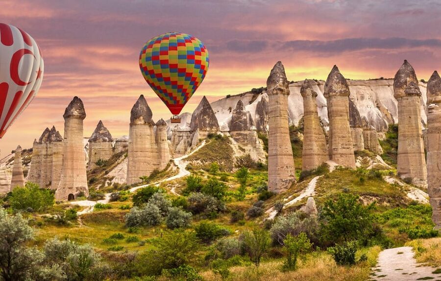 Cappadocia: Göreme Sunrise Hot Air Balloon Ride w/ Breakfast - Watching the balloon inflate before takeoff