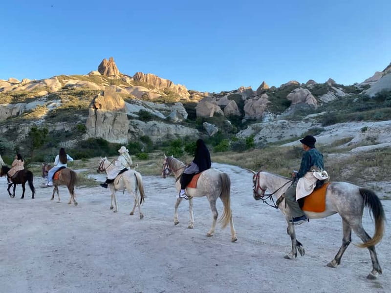 Cappadocia: Horse Riding Tour with Sunrise or Sunset Options - Is this a good first horseback ride?