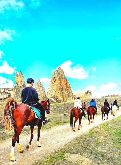 Cappadocia : Horseback riding with fantastic view - White or Honey Valley and route flexibility