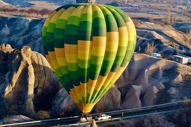 Cappadocia Hot Air Balloon Ride / Skyway Balloons - The pilot and the hour above the fairy chimneys