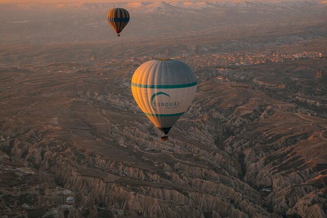 Cappadocia Hot Air Balloon Ride/ Turquaz Balloons - What the basket is like with up to 28 people