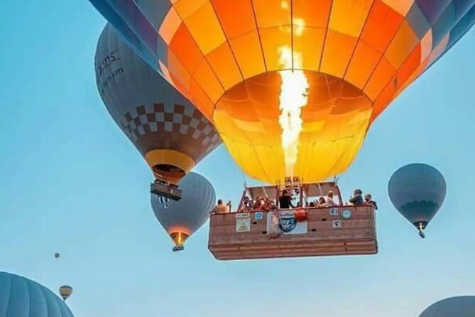 Cappadocia Hot Air Balloon with Pickup, Breakfast & Champagne - Snacks, a certificate, and a no-alcohol toast