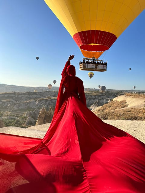 Cappadocia: Private Outdoor Photoshoot at Sunrise w/Transfer - From your Göreme hotel to the first viewpoint
