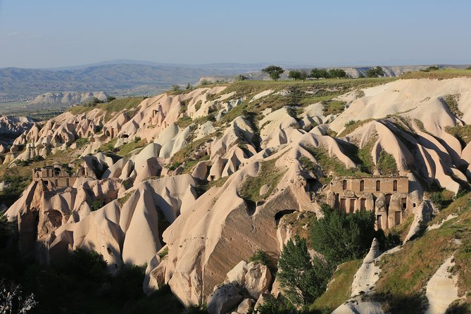 Cappadocia PRIVATE TOUR, All in One Day ,with guide( ENG-Portguse - Fairy chimneys, from famous symbols to unusual shapes