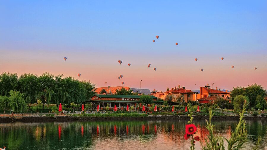 Cappadocia: RED & GREEN MIX TOUR - Pigeon Valley and Uçhisar Castle: views from above