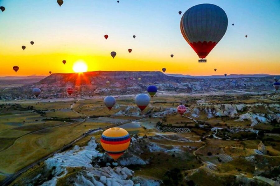Cappadocia: Red Tour and Sunrise Balloon Tour - Göreme Open Air Museum and Cappadocia’s cave churches
