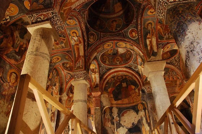 Cappadocia Red Tour (Pro Guide, Tickets, Lunch, Transfer incl) - The guides can make or break the experience