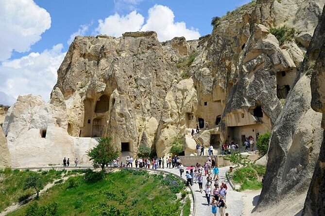 Cappadocia Red Tour With Open Air Museum And Expert Tour Guide - Lunch and pottery beside the Red River
