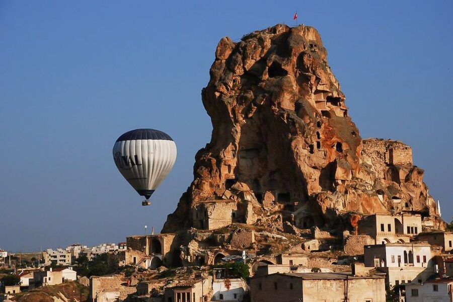 Cappadocia: Royal King Flight - Watching the balloon come alive