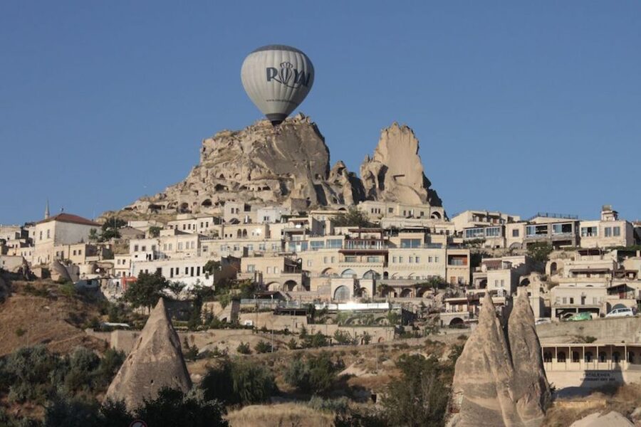 Cappadocia: Royal Queen Hot Air Balloon Tour at Sunrise - Breakfast before the balloon takes shape
