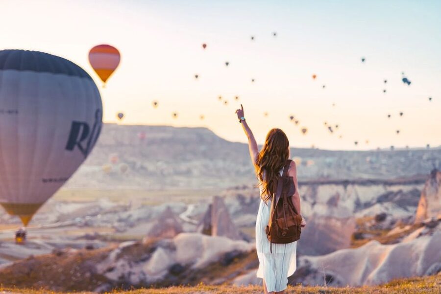 Cappadocia: Sunrise Balloon Watching Tour with Photographer - Weather, balloon cancellations, and the main risk