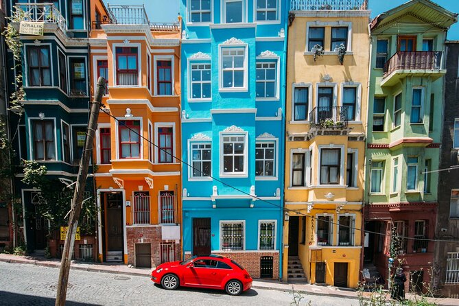Circle Istanbul (Extraordinary Istanbul) - Karaköy brings baklava, coffee, and a change of mood