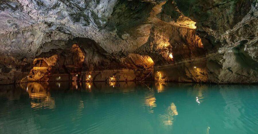 City of Side: Altinbesik Cave and Ormana Tour with Boat Ride - Ormana lunch in a Buttoned House