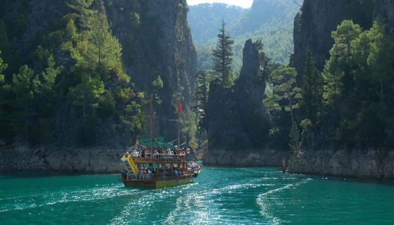 City of Side: Green Canyon Boat Trip w/Unlimited Soft Drinks - Oymapinar Dam and the old Roman bridge