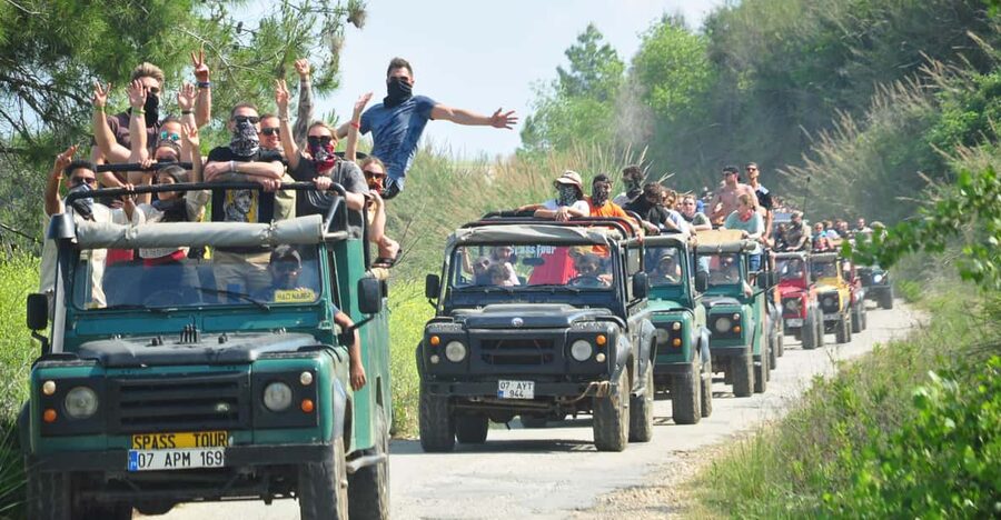 City of Side: Jeep Safari & Green Lake Boat Trip with Lunch - From Side hotels to the mountain roads