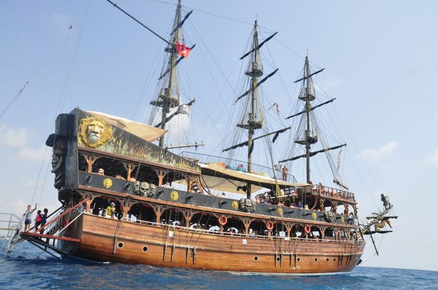 City of Side: Manavgat River Boat Lunch Cruise & Bazaar Tour - The optional Manavgat Waterfall stop