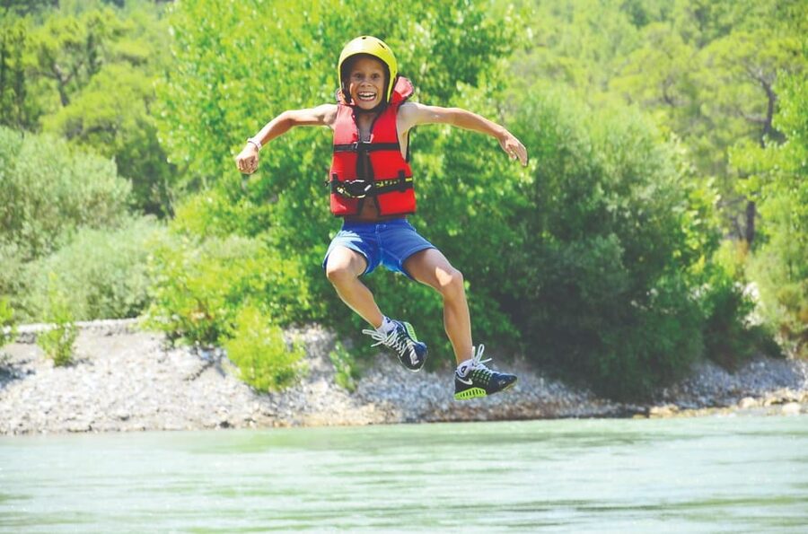 City of Side: Whitewater Rafting with Lunch - Lunch halfway through the adventure