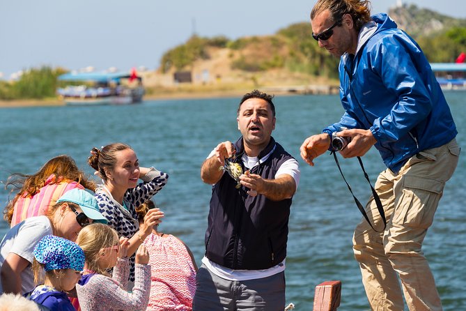 Dalyan Mud Baths and Turtle Beach Day Tour From Fethiye - Lunch in the middle of a busy day