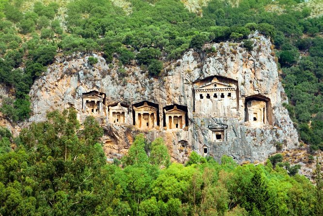 Dalyan River Cruise, Turtle Beach & Mud Baths from Marmaris - The coach ride from Marmaris to Dalyan