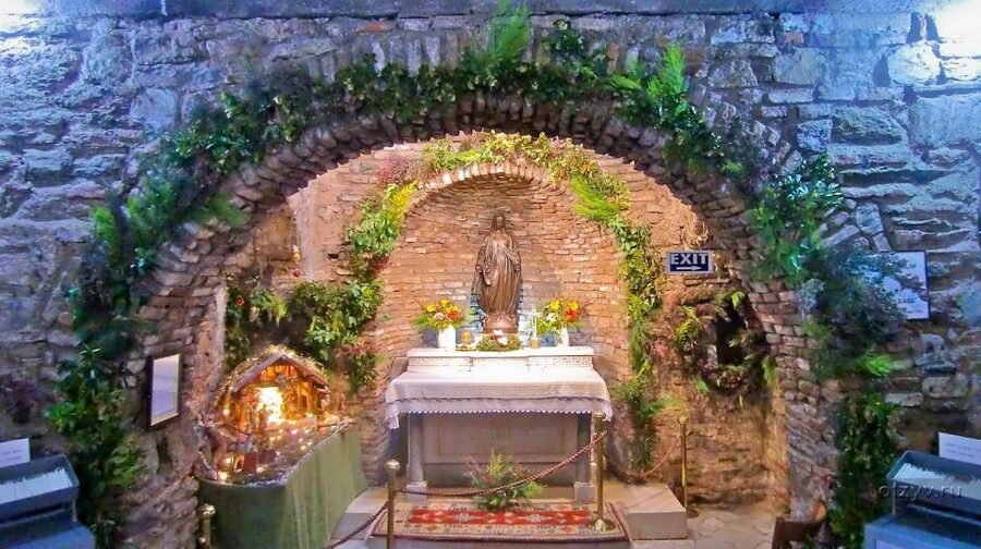 Ephesus Ancient City Highlight Tour For Cruisers - The House of Virgin Mary above the city