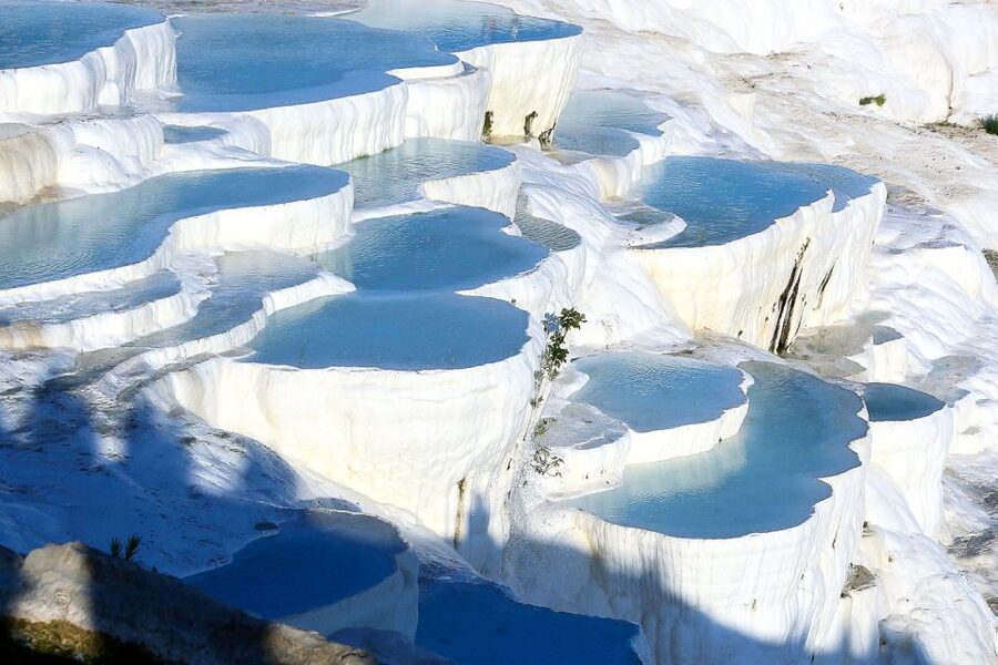 Ephesus and Pamukkale: Day Trip by Plane from Istanbul - The guides and the quality of the day
