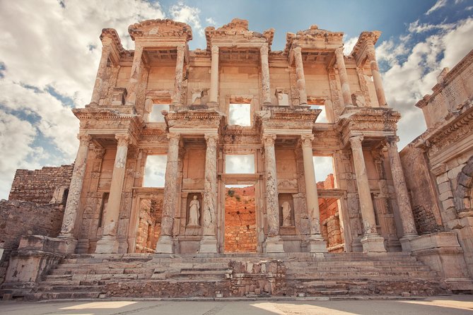 Ephesus and St. Mary's House Day Trip from Izmir with Lunch - The House of the Virgin Mary, a quiet and personal stop