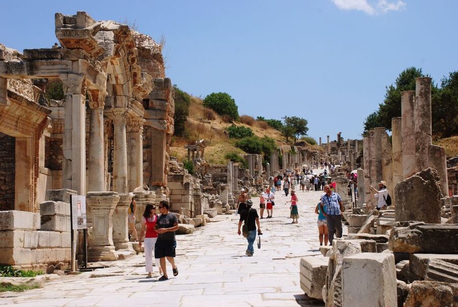 Ephesus: Customised Day Tour from Kusadası Port - Adding the Temple of Artemis, St. John, or the Museum