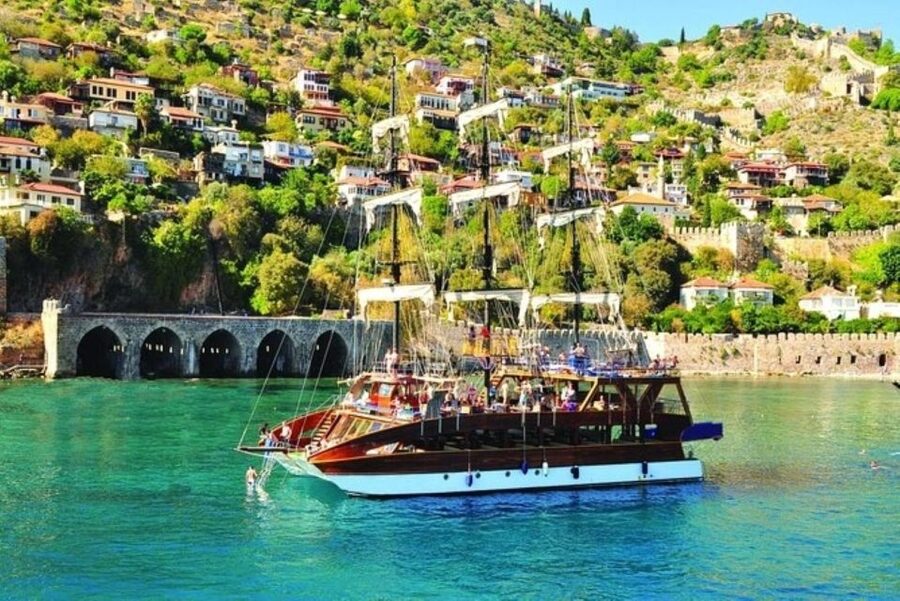 Explore Alanya's Beauty Catamaran Boat Tour - Mud Cave and Ulash Beach