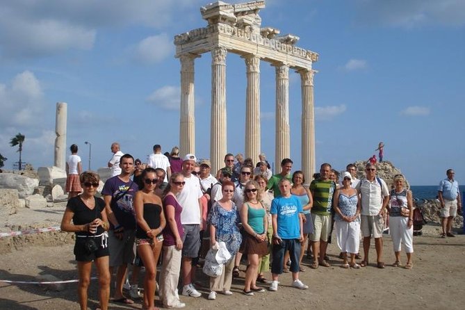 Exploring Ancient Wonders and Natural Beauty in Turkey - The guide and transport shape the day