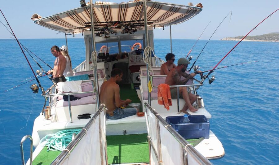 Fishing Experience in Belek with Breakfast and Lunch - Breakfast before the fishing gets serious